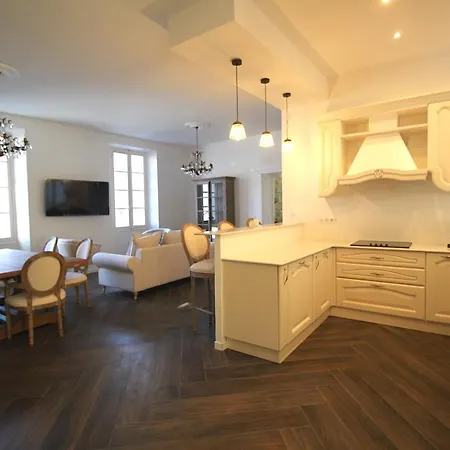 Holiday home La Surprise Suquet